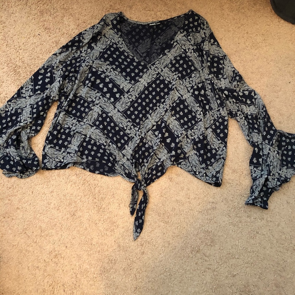 Tie front top